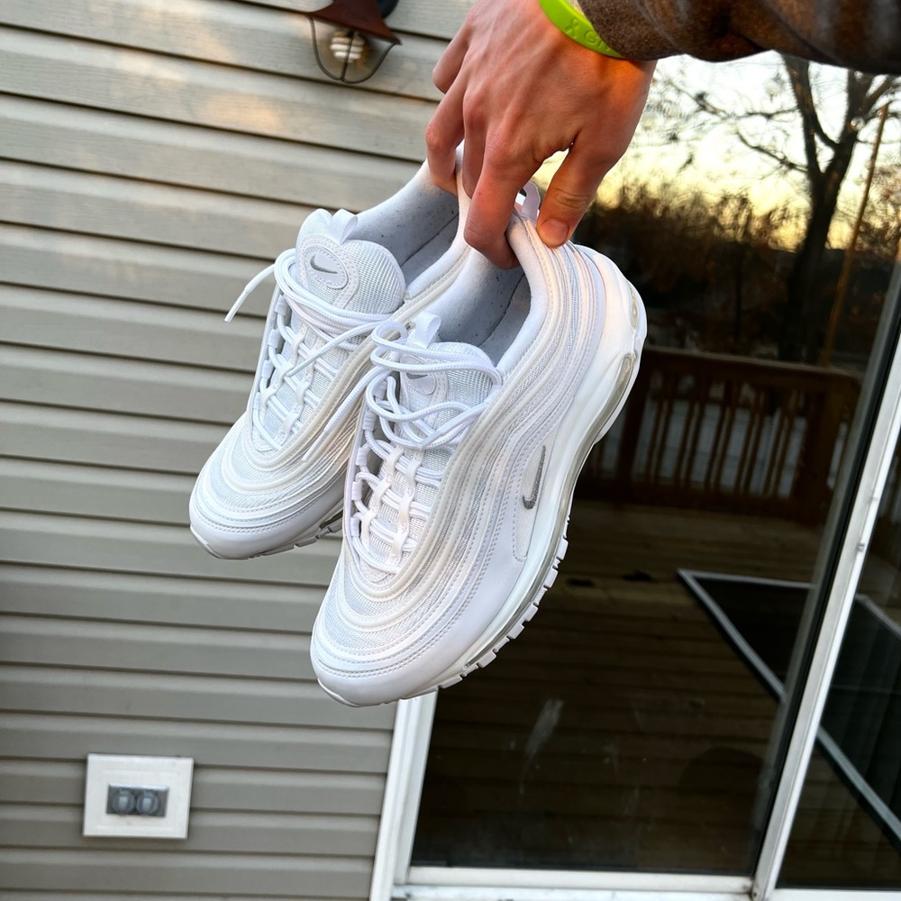 Nike Air Max 97 Triple White Size 9